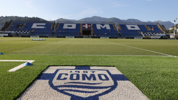 L'ultima idea del Como: curva gratis grazie agli sponsor (e al Fortuna Düsseldorf)