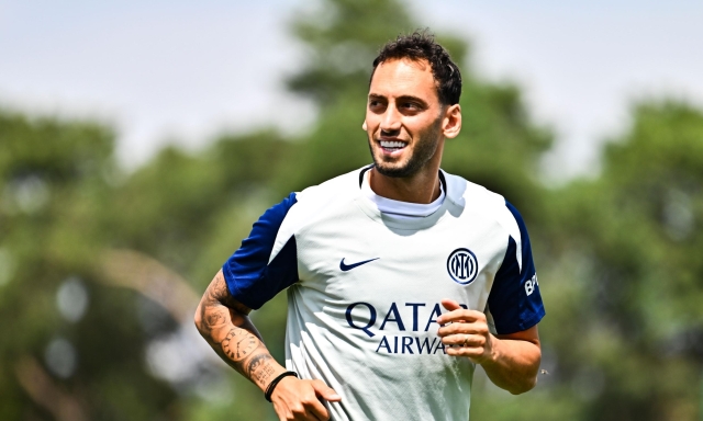 Calhanoglu trequartista dietro alla ThuLa? Chivu ci pensa e valuta il cambio modulo