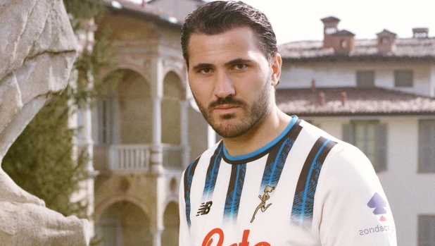 Atalanta, presentata la maglia da trasferta 2025/2026: tradizione e futuro