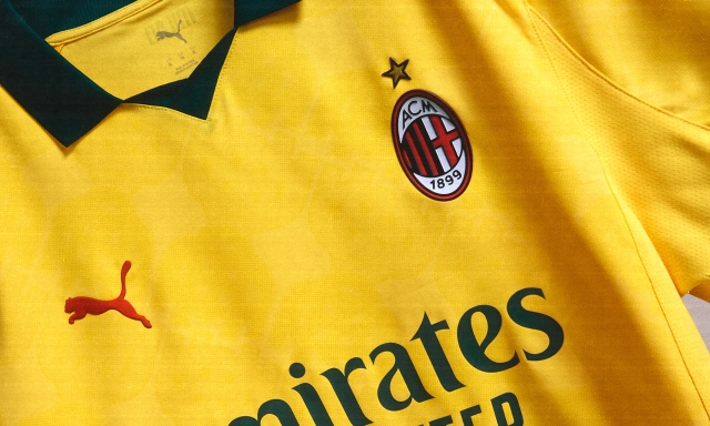 Il Milan col Liverpool in maglia gialla: trent'anni dopo, torna una terza divisa storica