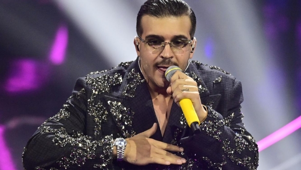 Geolier: "In ansia per lo scudetto, scrivevo a Di Lorenzo. Ora sul palco con Lang, rapper come me"