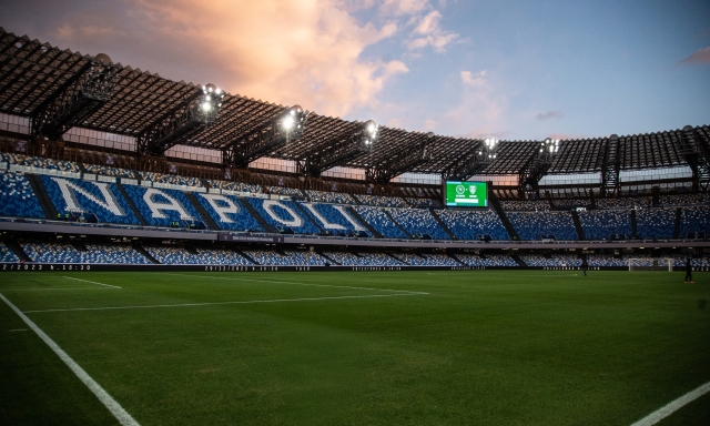 Il Napoli: "Stadio Maradona non idoneo per l'Europeo 2032, ne faremo uno nostro"