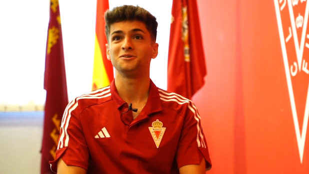 "Da adesso mi chiamo così": la storia di Antonio Vera Carrillo... Totti