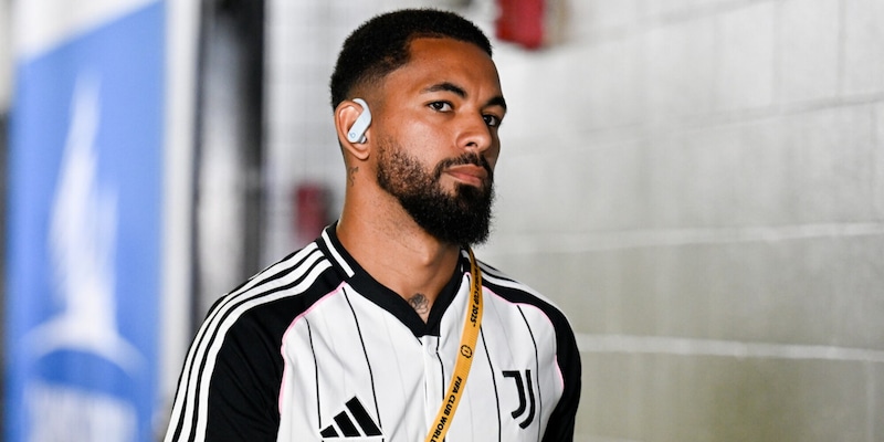 Douglas Luiz via dalla Juve, forse succede davvero: il club è quello giusto…