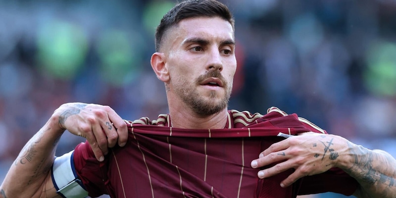 Roma, il futuro di Pellegrini resta un rebus: cosa può succedere 16 Roma, il futuro di Pellegrini resta un rebus: cosa può succedere