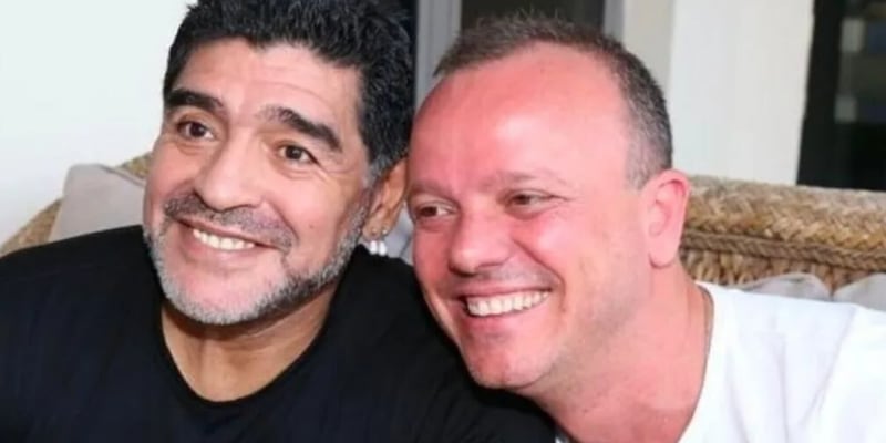 Gigi D'Alessio e quella frase su Diego Armando Maradona che fa piangere