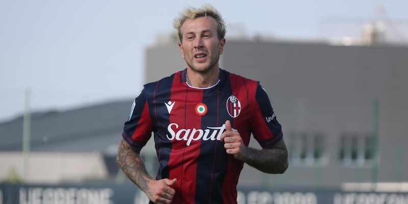 Bernardeschi subito ko: distorsione al ginocchio, ecco quanto rester&agrave; fermo