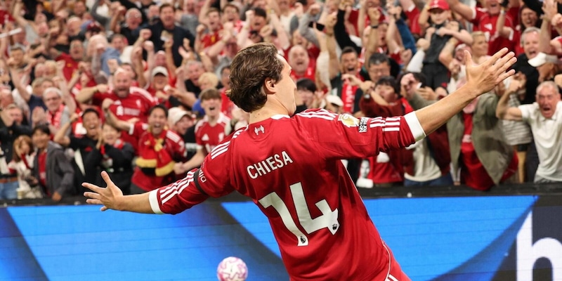Il Liverpool, un coro su Chiesa e le parolacce contro la Juve finiscono persino negli Usa: è bufera 14 Il Liverpool, un coro su Chiesa e le parolacce contro la Juve finiscono persino negli Usa: è bufera