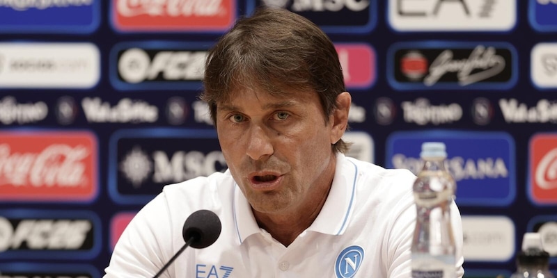 Conte diretta: segui la conferenza stampa del tecnico del Napoli LIVE 14 Conte diretta: segui la conferenza stampa del tecnico del Napoli LIVE