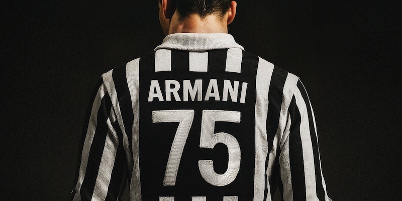 La Juventus veste Giorgio Armani: nuova collaborazione fuori dal campo
 