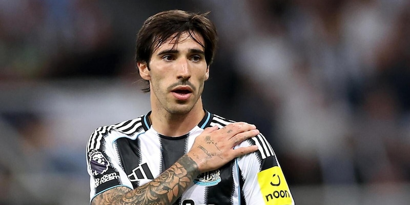 Tonali, infortunio alla spalla in Premier: "Non sembra una cosa da poco". Italia a rischio? 