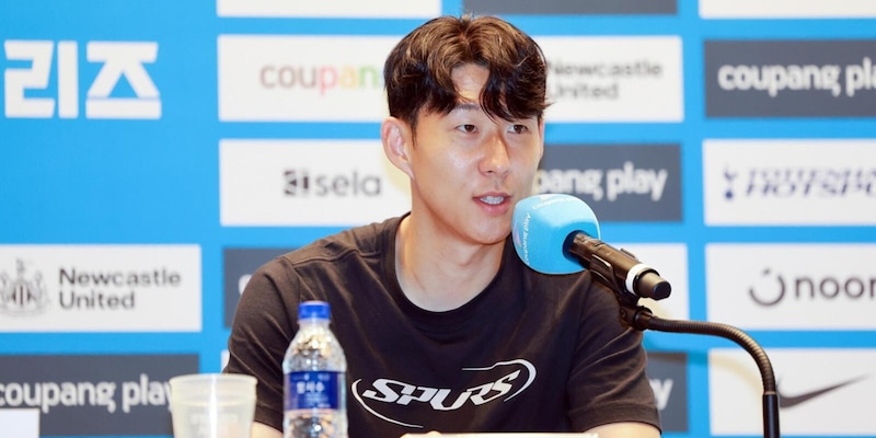 Son lascia il Tottenham dopo 10 anni: "La decisione più difficile della mia carriera" 14 Son lascia il Tottenham dopo 10 anni: "La decisione più difficile della mia carriera"