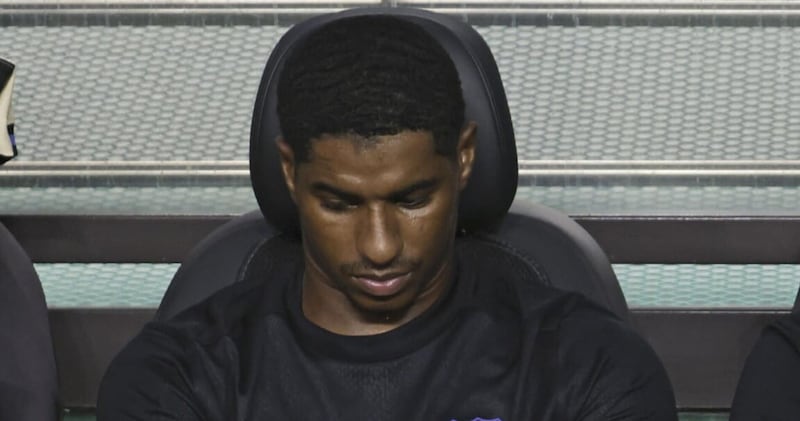 Rashford non tesserato, "Devono risolvere". E il piano del Barcellona non piace ai tifosi 16 Rashford non tesserato, "Devono risolvere". E il piano del Barcellona non piace ai tifosi