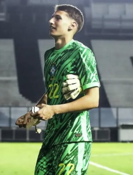 Como, arriva Henrique Menke in prestito con opzione: è ufficiale 15 Como, arriva Henrique Menke in prestito con opzione: è ufficiale