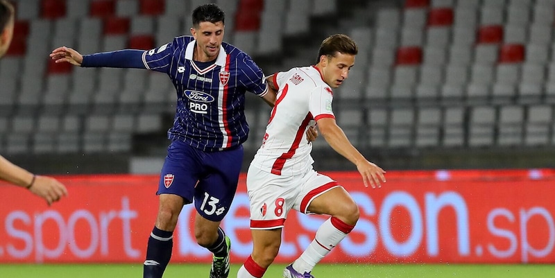 Il Monza rallenta il Bari al San Nicola. Sampdoria ko: tris del Sudtirol. Pari per Padova e Avellino 15 Il Monza rallenta il Bari al San Nicola. Sampdoria ko: tris del Sudtirol. Pari per Padova e Avellino