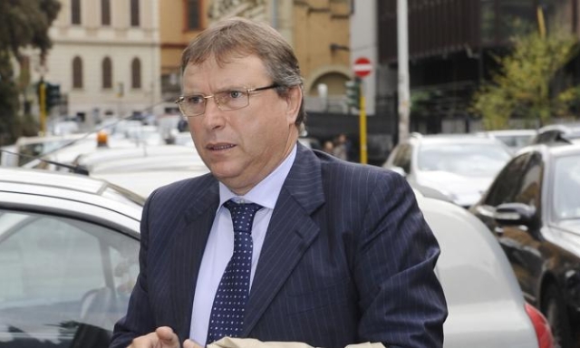 Incidente stradale per Pietro Lo Monaco: è ricoverato in ospedale in condizioni serie 15 Incidente stradale per Pietro Lo Monaco: è ricoverato in ospedale in condizioni serie
