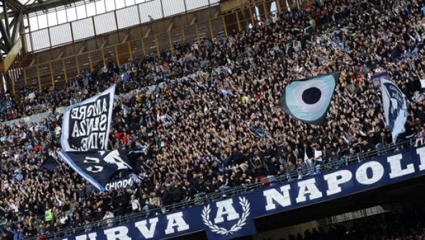 Napoli, biglietti a ruba: curve piene in meno di un'ora per la prima di campionato