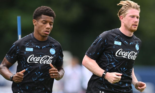 Napoli a 5 stelle: maestro De Bruyne, genio Neres. Come giocherà l'attacco di Conte
