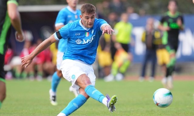 Napoli, contro il Sassuolo tocca a Lucca da titolare