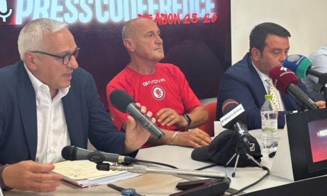 Foggia, è solo -3. Venduto il Rimini e Triestina nei guai: tutti i tormenti della Serie C 1 Foggia, è solo -3. Venduto il Rimini e Triestina nei guai: tutti i tormenti della Serie C