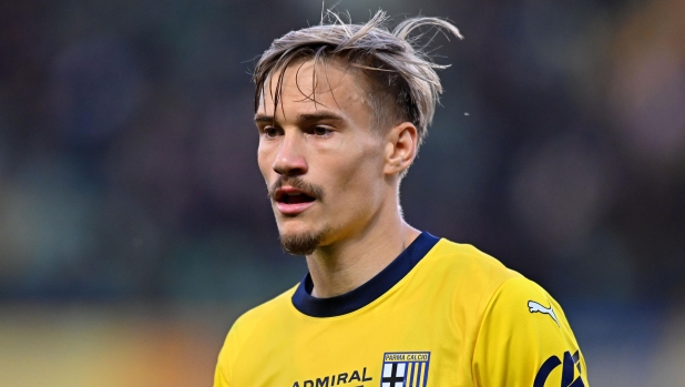 Parma, vittoria in rimonta con la Pro Vercelli: a segno Almqvist e Mikolajewski
