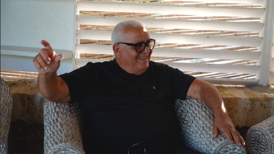Corvino e la borsa regalata a Vidic: "Era già della Fiorentina, ma a Natale..." 1 Corvino e la borsa regalata a Vidic: "Era già della Fiorentina, ma a Natale..."