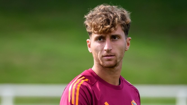 Roma, senti Baldanzi: "L'obiettivo è la Champions. La Nazionale sarebbe un sogno" 16 Roma, senti Baldanzi: "L'obiettivo è la Champions. La Nazionale sarebbe un sogno"