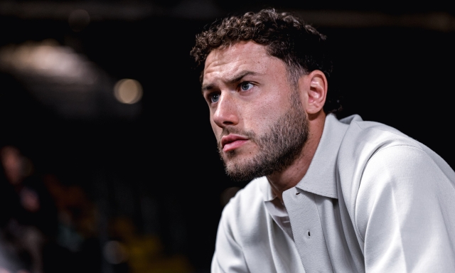 Davide Calabria, patente ritirata: era al telefono mentre guidava 16 Davide Calabria, patente ritirata: era al telefono mentre guidava