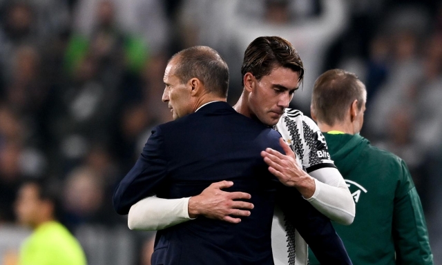 Vertice di mercato a Casa Milan: Allegri insiste, Vlahovic è la sua priorità in attacco