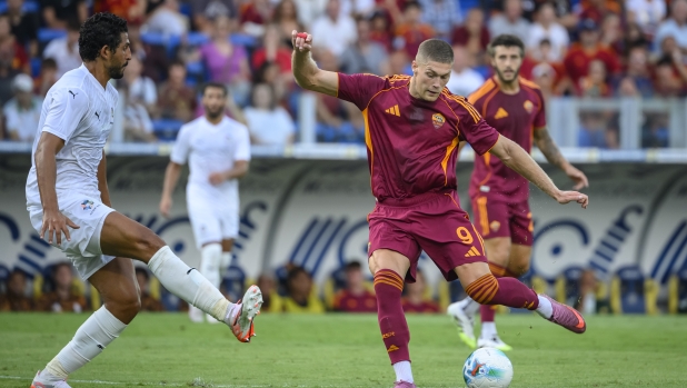 Roma luci ed ombre nel 2-2 coi sauditi del Neom: non bastano i gol di Cristante e Soulé