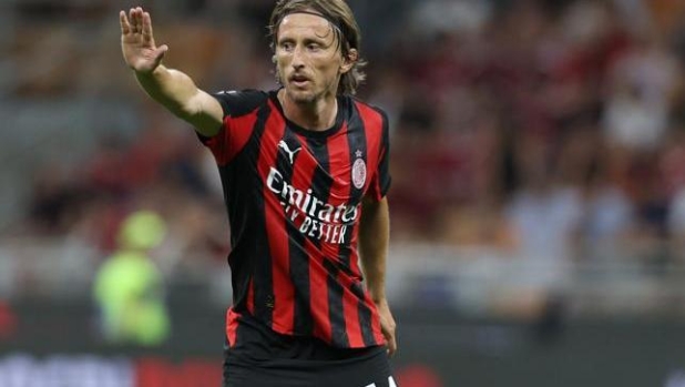 Ventotto minuti di goduria: classe e leadership, Modric è già l'idolo di S. Siro 14 Ventotto minuti di goduria: classe e leadership, Modric è già l'idolo di S. Siro
