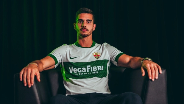 André Silva riparte dall'Elche: ufficiale il ritorno in Liga dell'attaccante ex Milan
