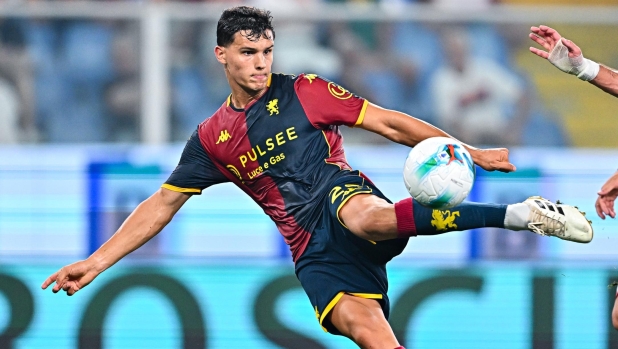 LIVE Genoa-Lecce 0-0: Vieira con Colombo e Carboni. Di Francesco punta su Camarda