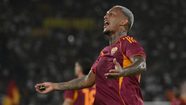 Roma-Bologna, le pagelle: Wesley è un motorino (7). Lucumì, errore da 4