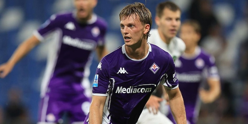 Fiorentina-Napoli, Gudmundsson fuori dai convocati: le scelte di Pioli 