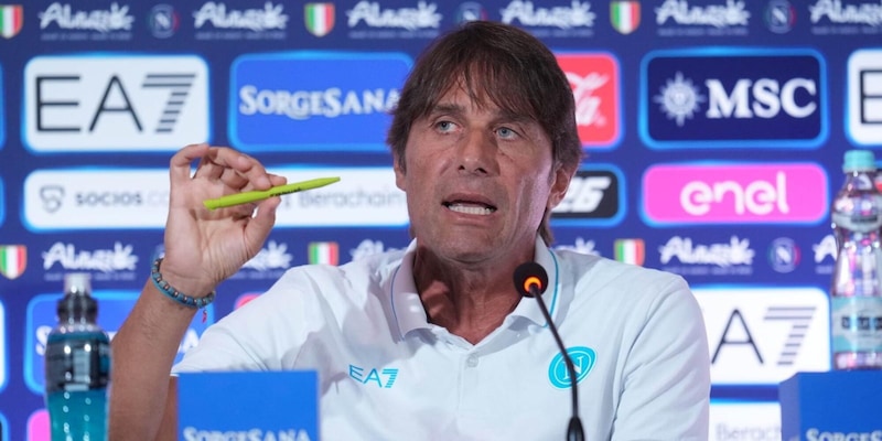 Conte diretta conferenza prima di Fiorentina-Napoli: tutte le sue parole in tempo reale