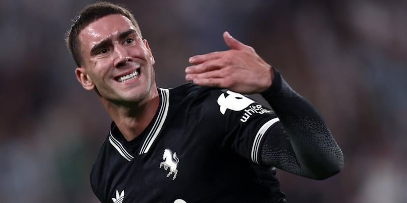 Vlahovic uomo partita ma il premio è per Adeyemi: mistero dopo Juve-Dortmund