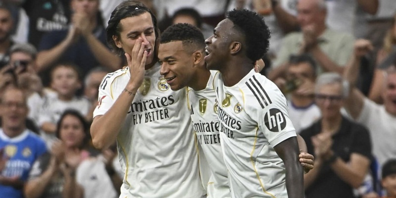 Real Madrid inarrestabile: Militao e Mbappé stendono l'Espanyol. Xabi Alonso a +5 sul Barça