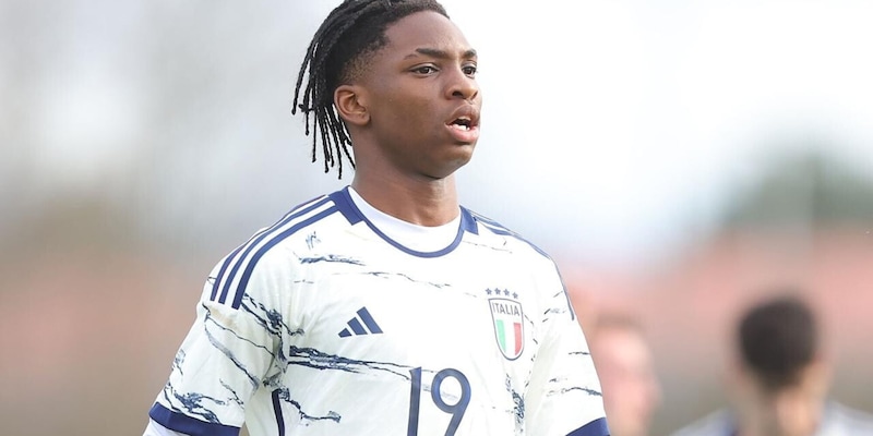 Elimoghale doppietta show con l'Italia U18: il talento Juve brilla contro la Corea del Sud!