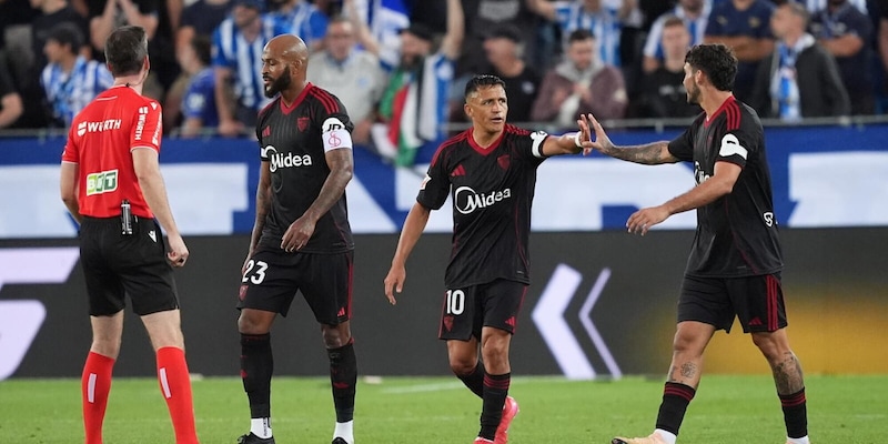 Liga, Sanchez è ancora decisivo: vince il Siviglia, poker del Levante, il Villarreal torna al successo