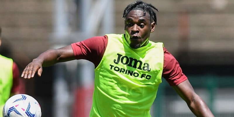 Torino, Zapata show: scatta, tira, segna, urla! 14 Torino, Zapata show: scatta, tira, segna, urla!