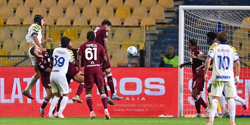 Torino ko a Parma, la perla di Ngonge non basta: doppietta di super Pellegrino