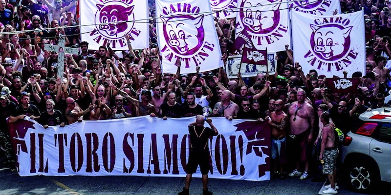 Nuova marcia dei tifosi: «Cairo, vendi il Toro!»