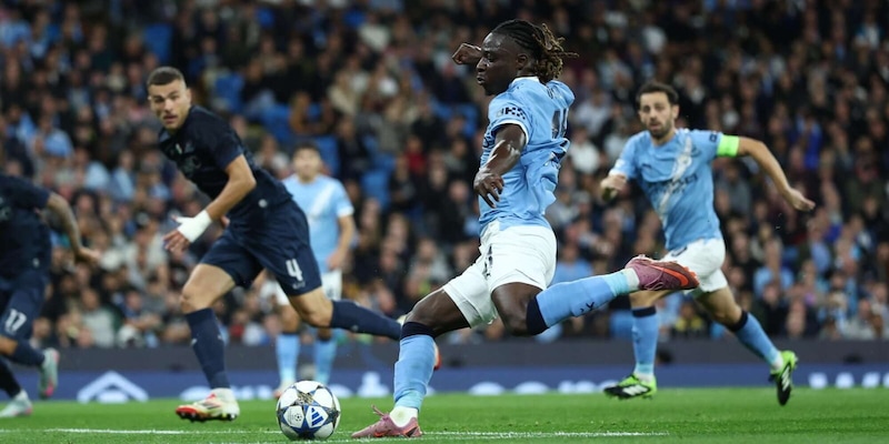 Di Lorenzo espulso, De Bruyne sostituito dopo 25': la serata amara del Napoli a Manchester 16 Di Lorenzo espulso, De Bruyne sostituito dopo 25': la serata amara del Napoli a Manchester