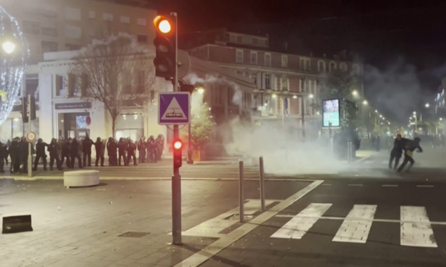 Ultras romanisti arrestati a Nizza: in 13 saranno giudicati per direttissima, daspo per gli altri 89