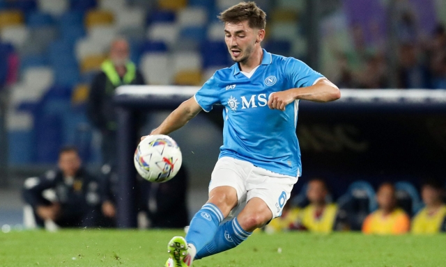 Napoli-Pisa, le formazioni ufficiali: Conte con Hojlund e Gilmour, Nzola dal 1'