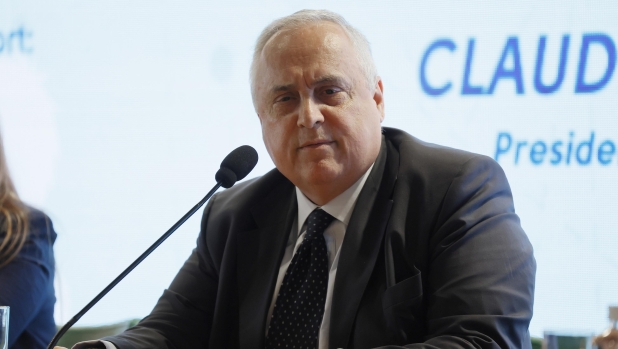 Lazio, conti in rosso per 17 milioni. Cosa succederà nel mercato di gennaio?