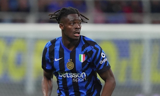 Inter, c'è un caso Bisseck: non l'hanno venduto, continua a sbagliare, con la Juve rischia il posto