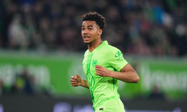 Milan, colpo giovane in difesa: dal Wolfsburg arriva Odogu. Joe Gomez, si tratta a oltranza