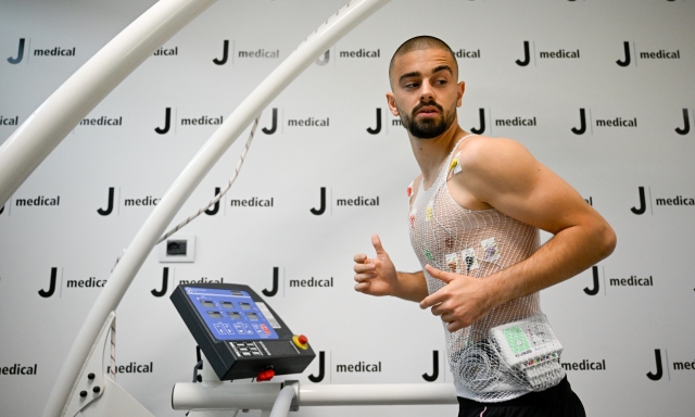 Zhegrova non gioca da 9 mesi: è pronto per la Juve? Il piano di Tudor